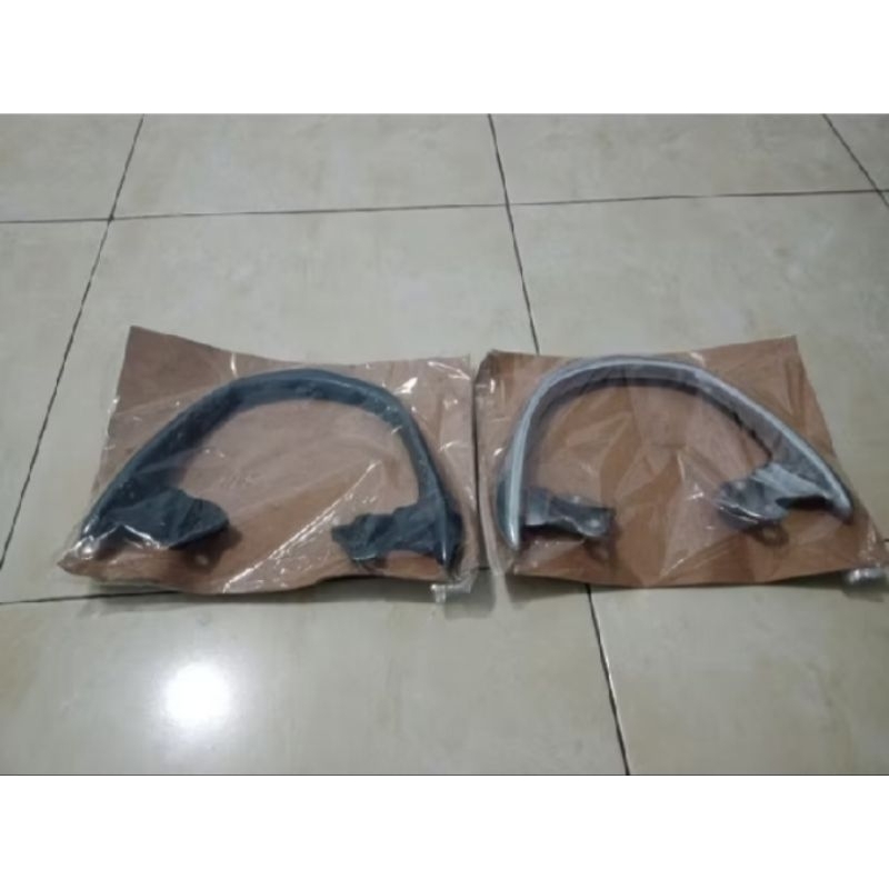 Behel begel pegangan tangan belakang Revo lama old begel pegangan tangan belakang Revo Old pengagan 