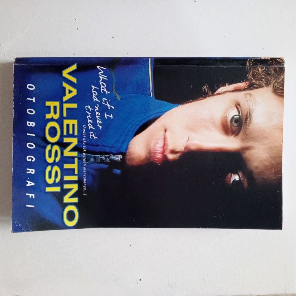 biografi buku Valentino Rossi
