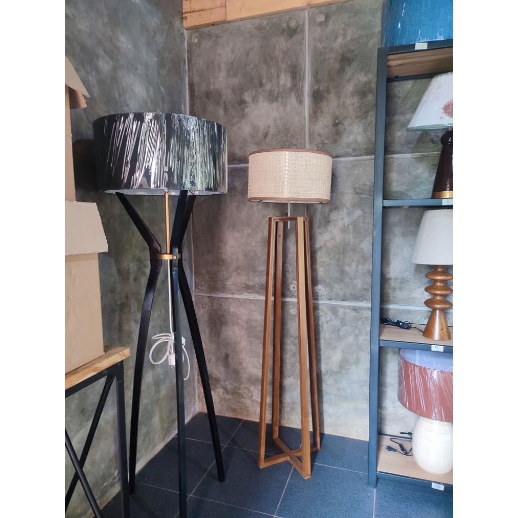 standing lamp rotan kayu jati natural solid