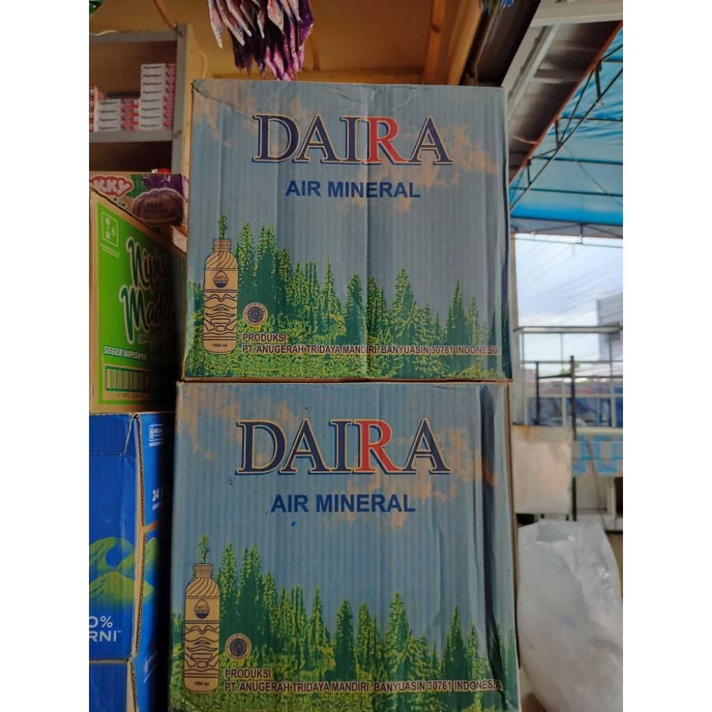 

Daira Air Mineral 1,5ltr (isi 12)