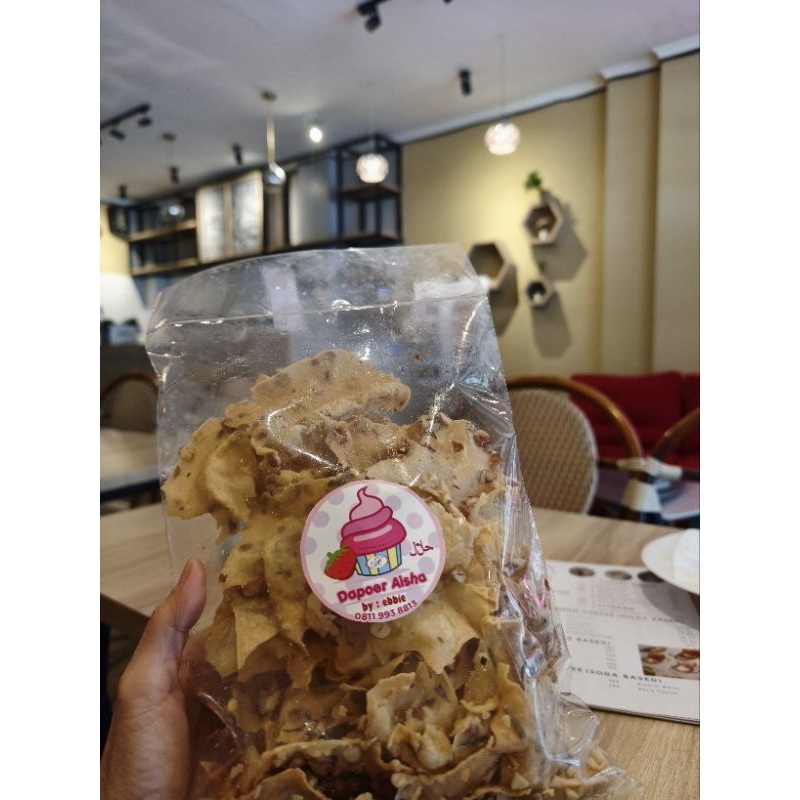 

Peyek Kacang Daun Jeruk