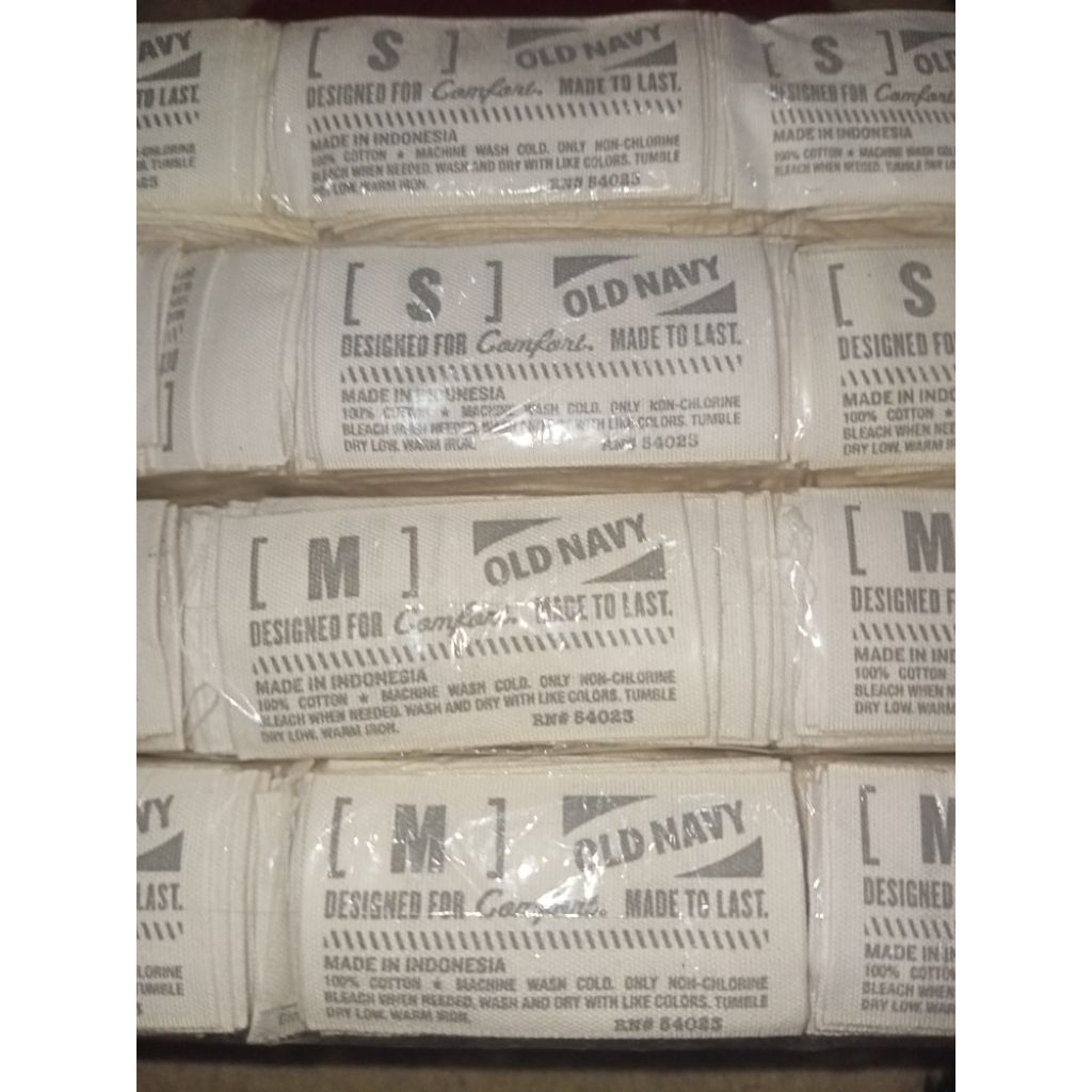 

label merek brand label (main size misc) tag label old navy