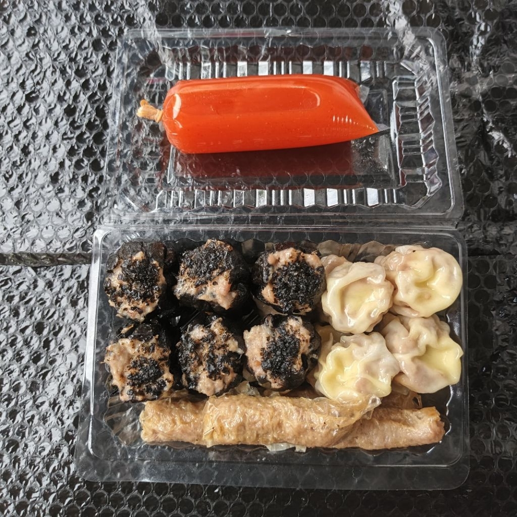 

DIMSUM AYAM MOKURI (MOZZARELLA, KULIT TAHU, NORI) isi 25 pcs plus saus matang