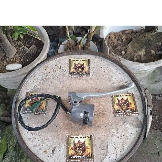 saklar holder yamah l2sn cdi ORIGINAL saklar l2s new cdi holder l2s new cdi holder l2 super holder y