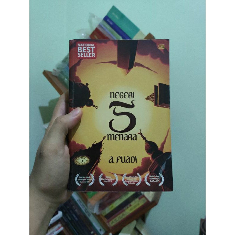 [PRELOVED ORI] Negeri 5 Menara - A. Fuadi Buku Bekas