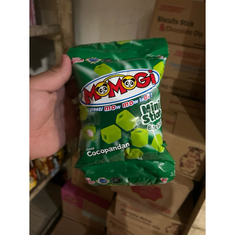 

MOMOGI mini stick rasa cocopandan 20 Gr
