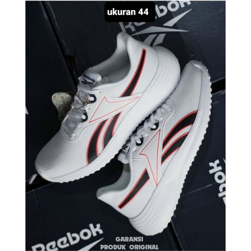 sepatu sport joging runing pria Reebok warna putih polos