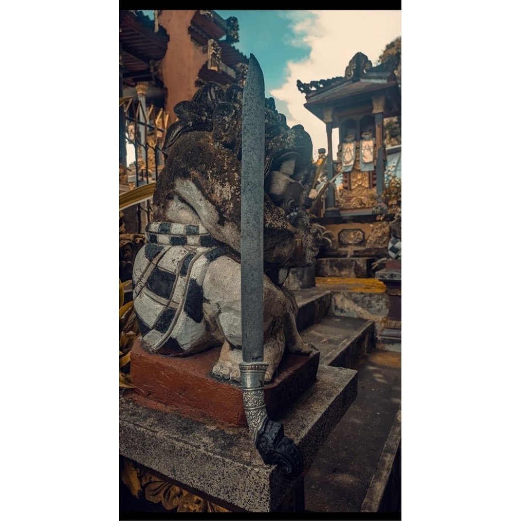 Pusaka Jawara Antik dan Kuno