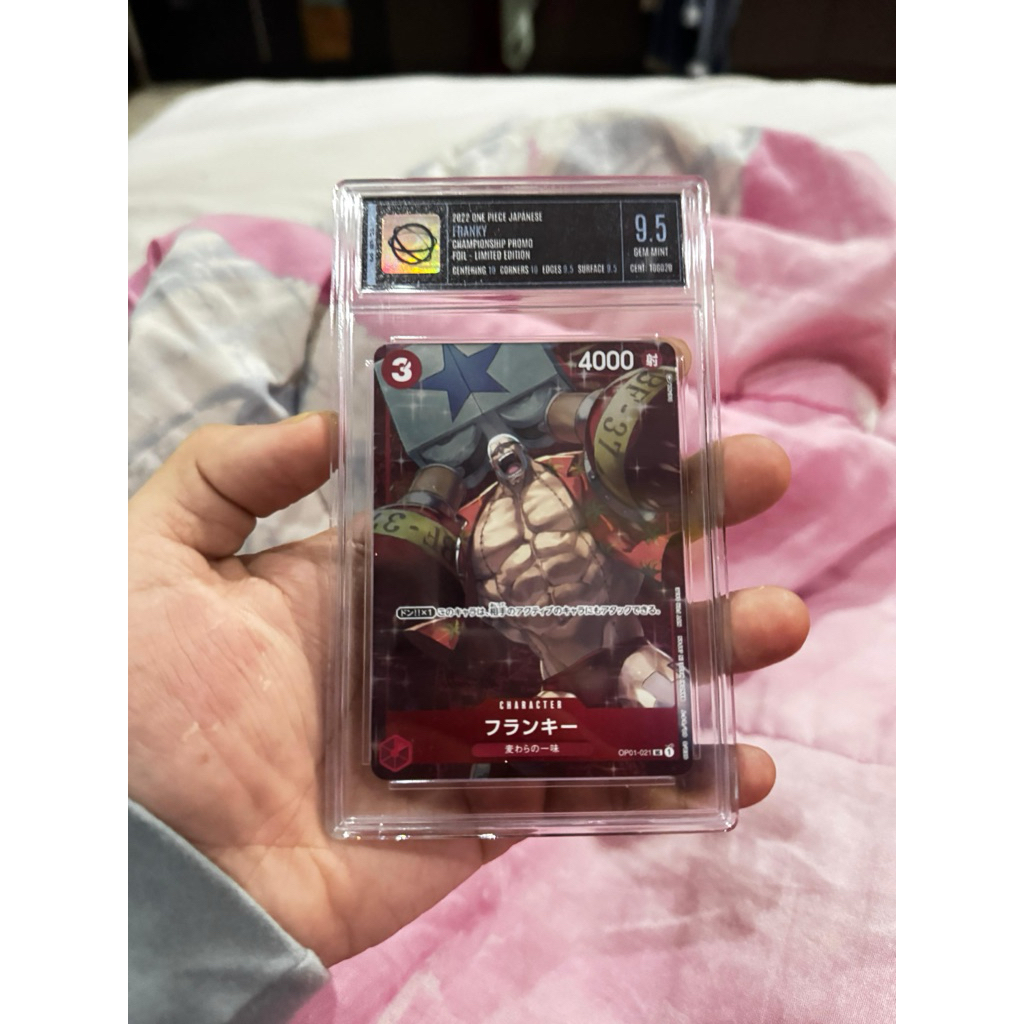 slab grading one piece franky OP 01