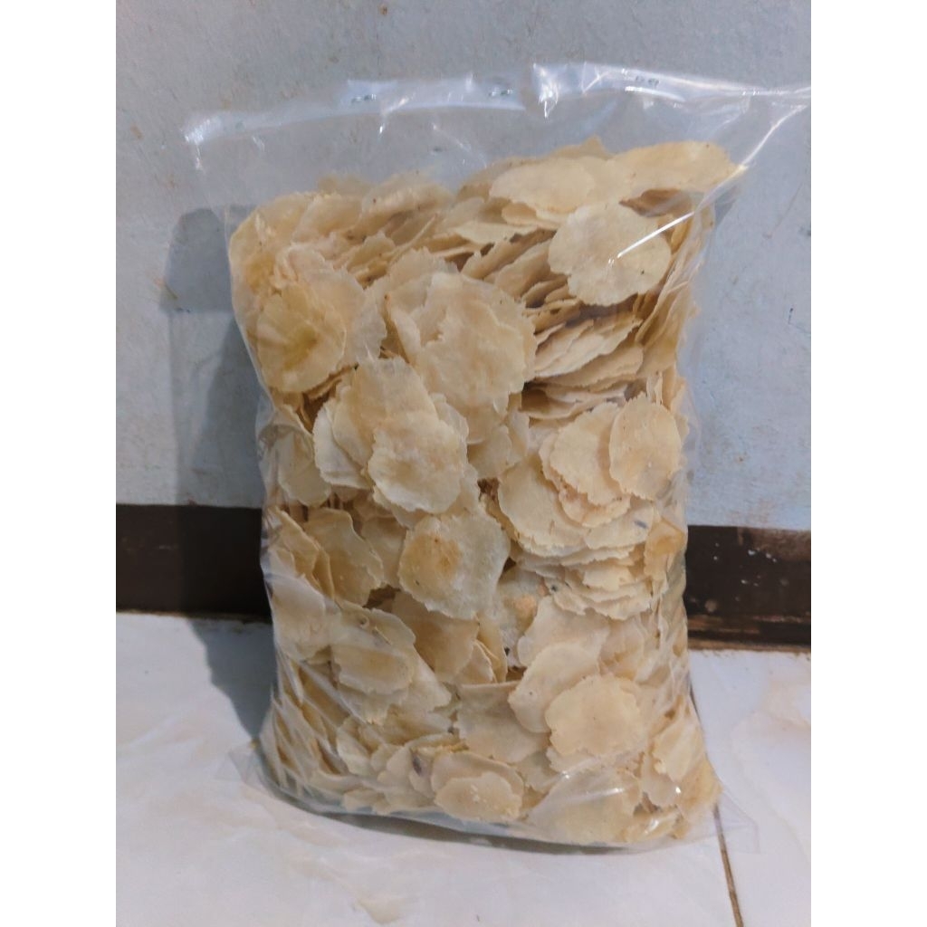 

EMPING OLEH OLEH KHAS MENES