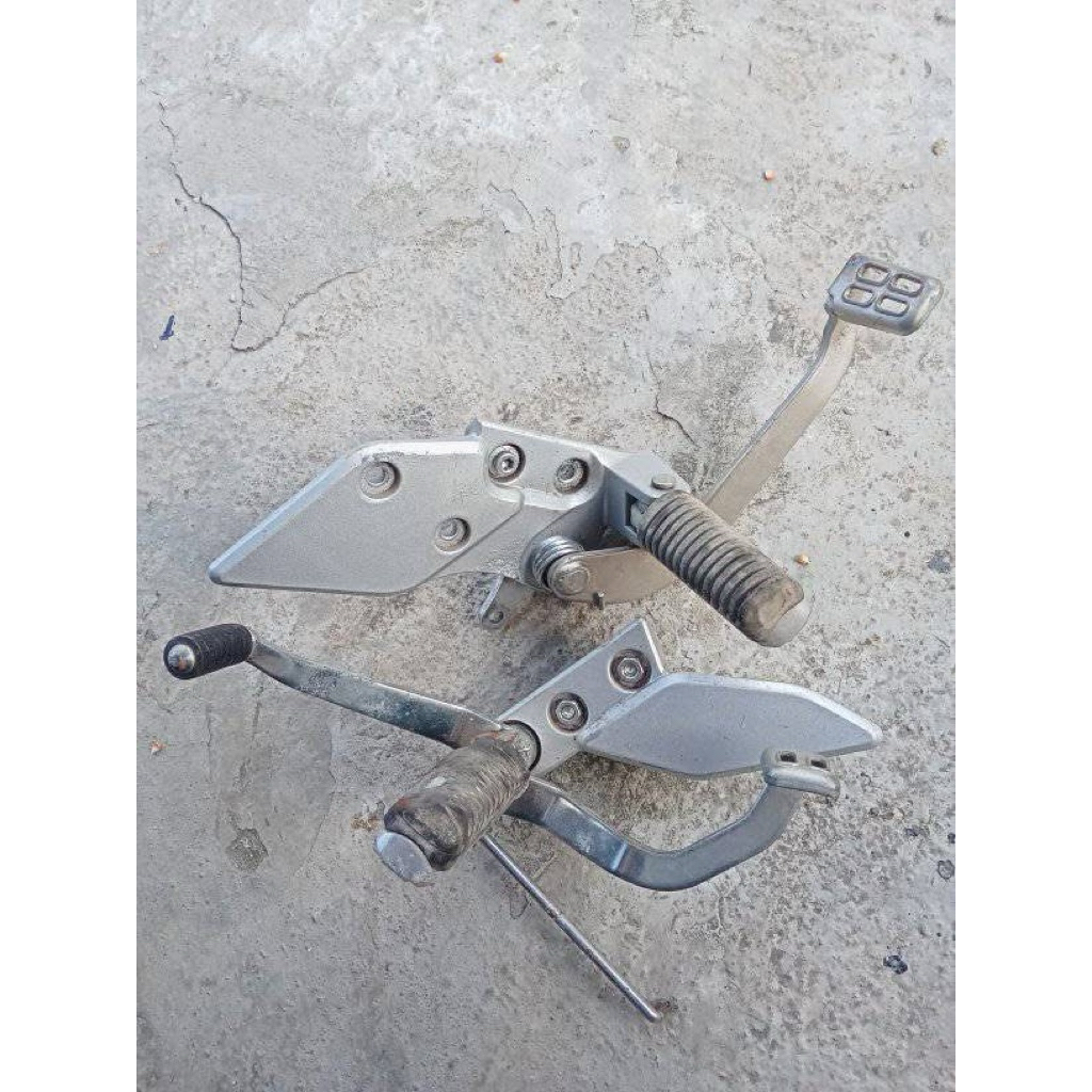 step.depan.vixion.new.original