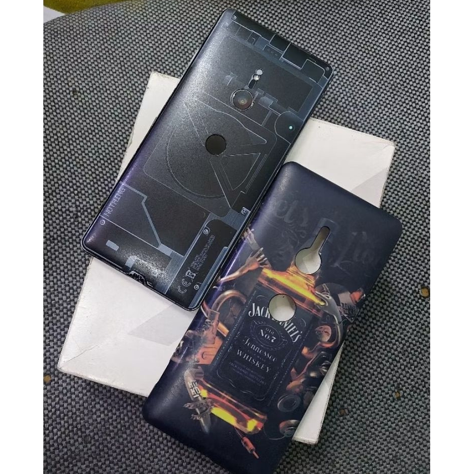 xperia xz3 4/64 alloperator AU