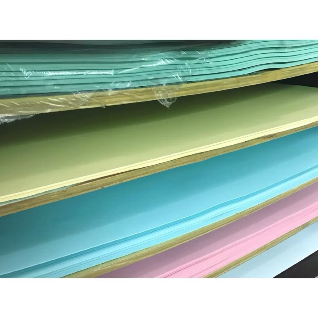 

Kertas Karton/BC Warna