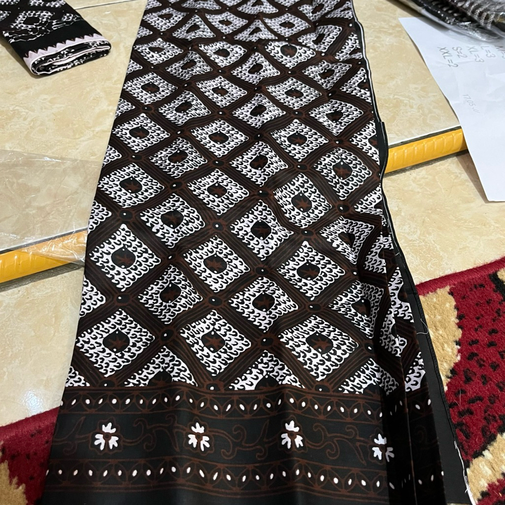 kain batik sidomukti tepi titik hitam printing salem brebes print sidomukti jarik samping