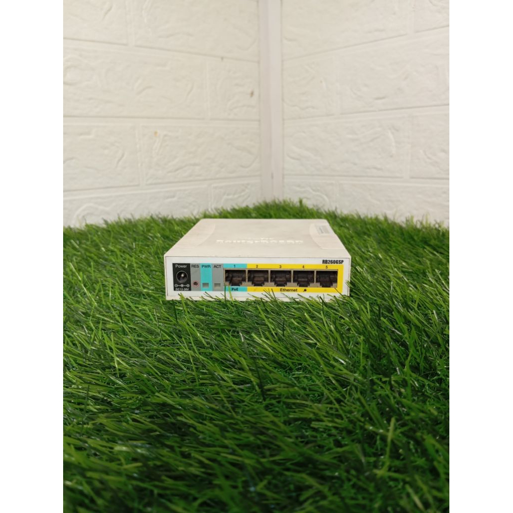 MikroTik Switch RB260GSP seken