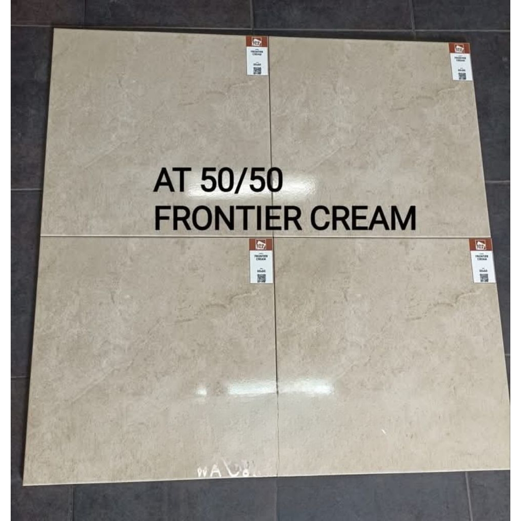 Keramik Lantai (Glossy ) 50x50 Cream n Abu Motif/ Keramik 50x50 Lantai/ Keramik Ukuran 50x50/ Kerami