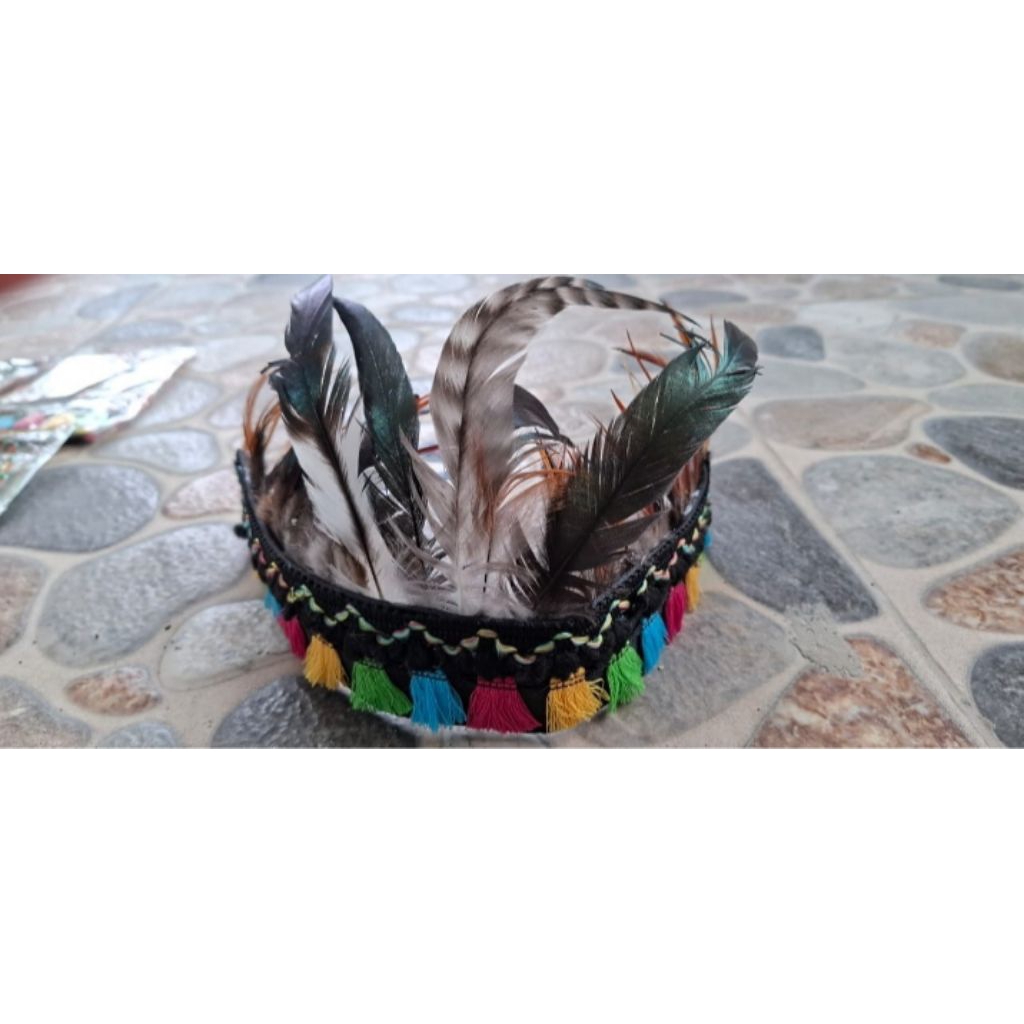 Topi Bulu khas Etnik