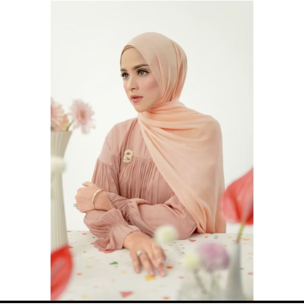 ZARA SHAWL BUTTONSCARVES