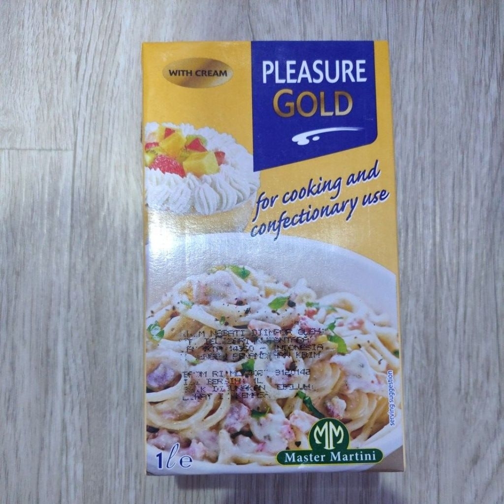 

MASTER MARTINI PLEASURE GOLD CREAM FOR COOKING AND CONFECTIONARY USE KRIM NABATI 1L