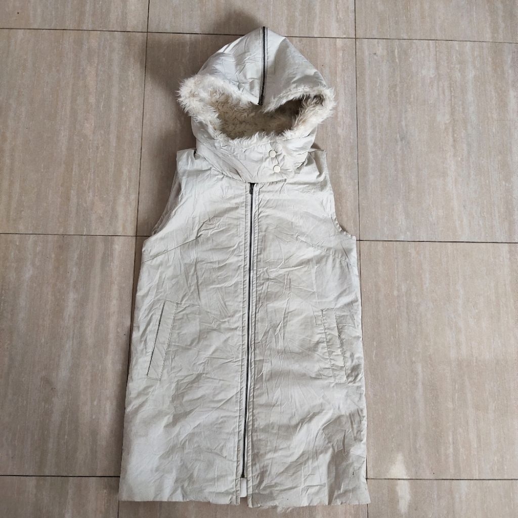 Voglia Vest Sherpa Hoodie LGB Style