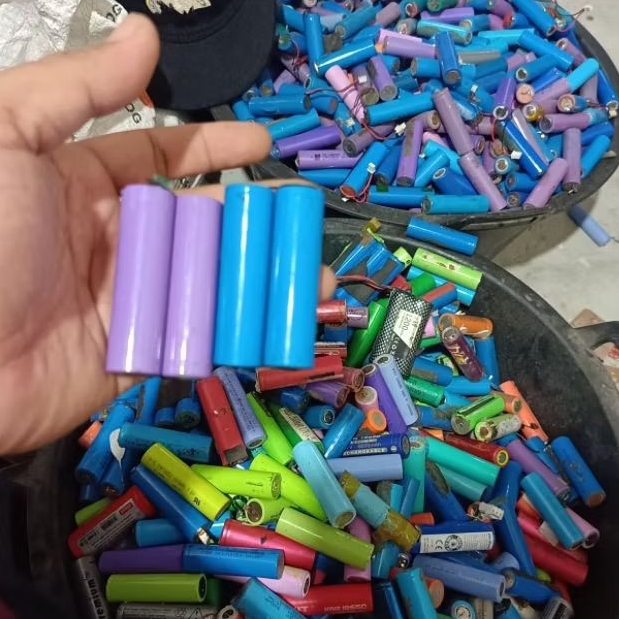 BATRAI 18650 bekas normal semua