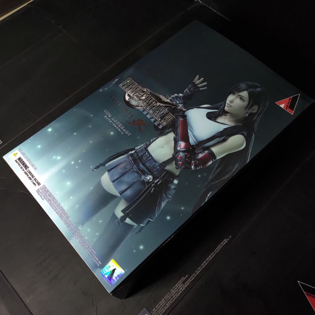 FINAL FANTASY VII REMAKE PLAY ARTS KAI ACTION FIGURE - TIFA LOCKHART