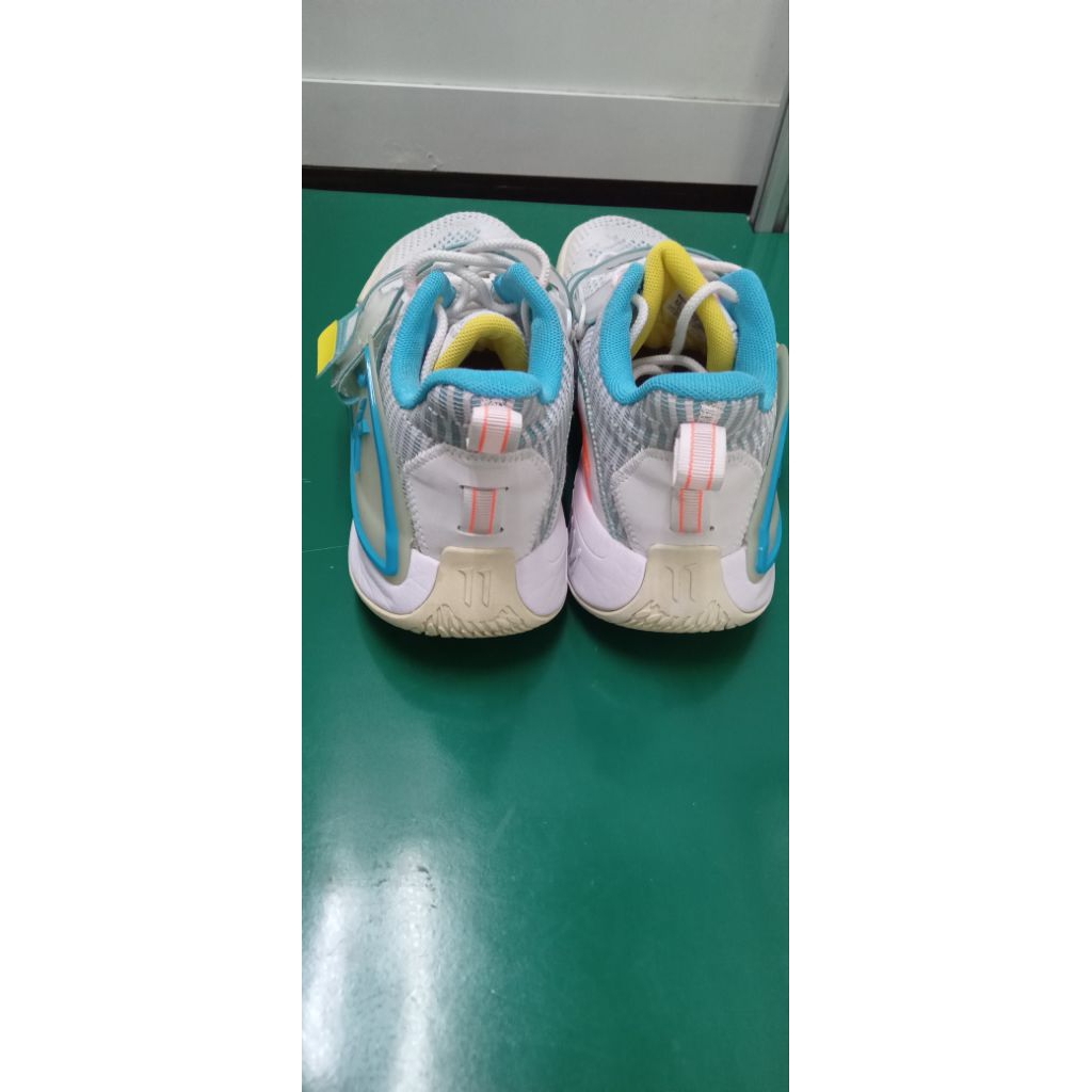 Sepatu basket second Anta KT (Klay Thompson) Splash 2 White Blue, size 42 (26.0 cm)