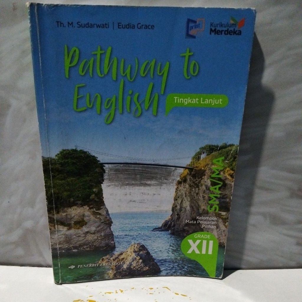 pathway to English tingkat lanjut SMA kelas 12
