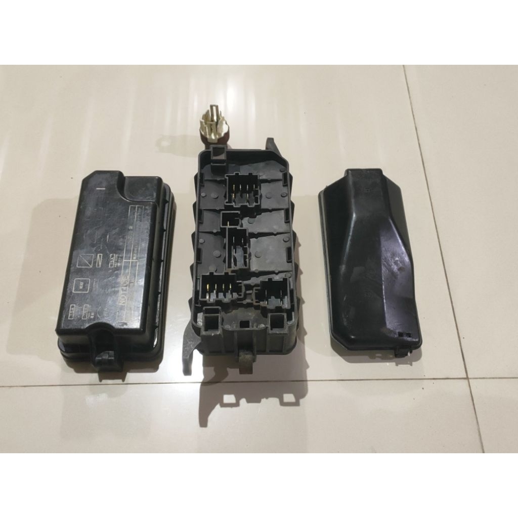 Box Sikring Twincam dan Liftback