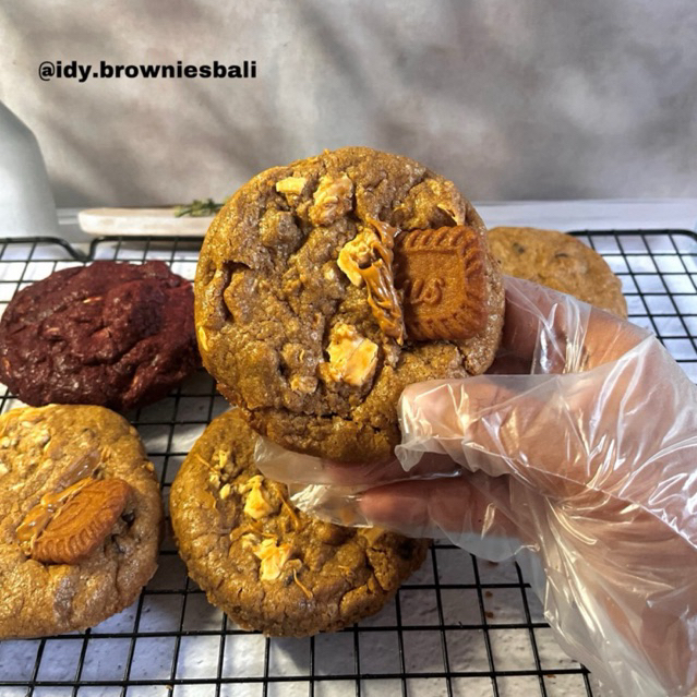 

Soft Cookies / Soft cookies biscof lotus/Soft cookies redvelvet Cheese/ biscoff lotus cookies/redvelvet cookies