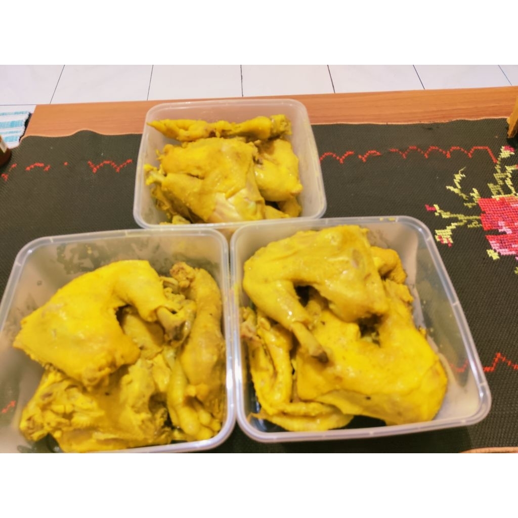 

ungkep ayam kampun 1 ekor