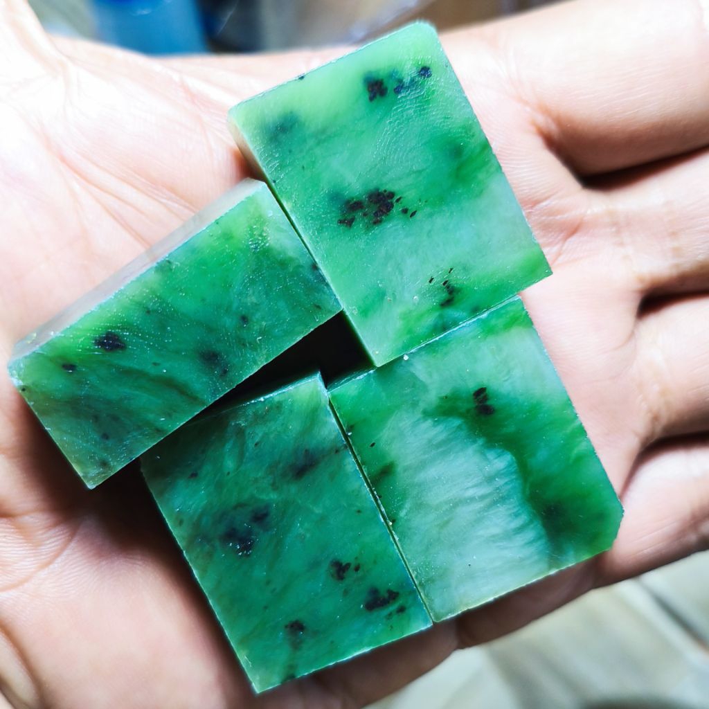 kotakan giok neprite Jade Aceh