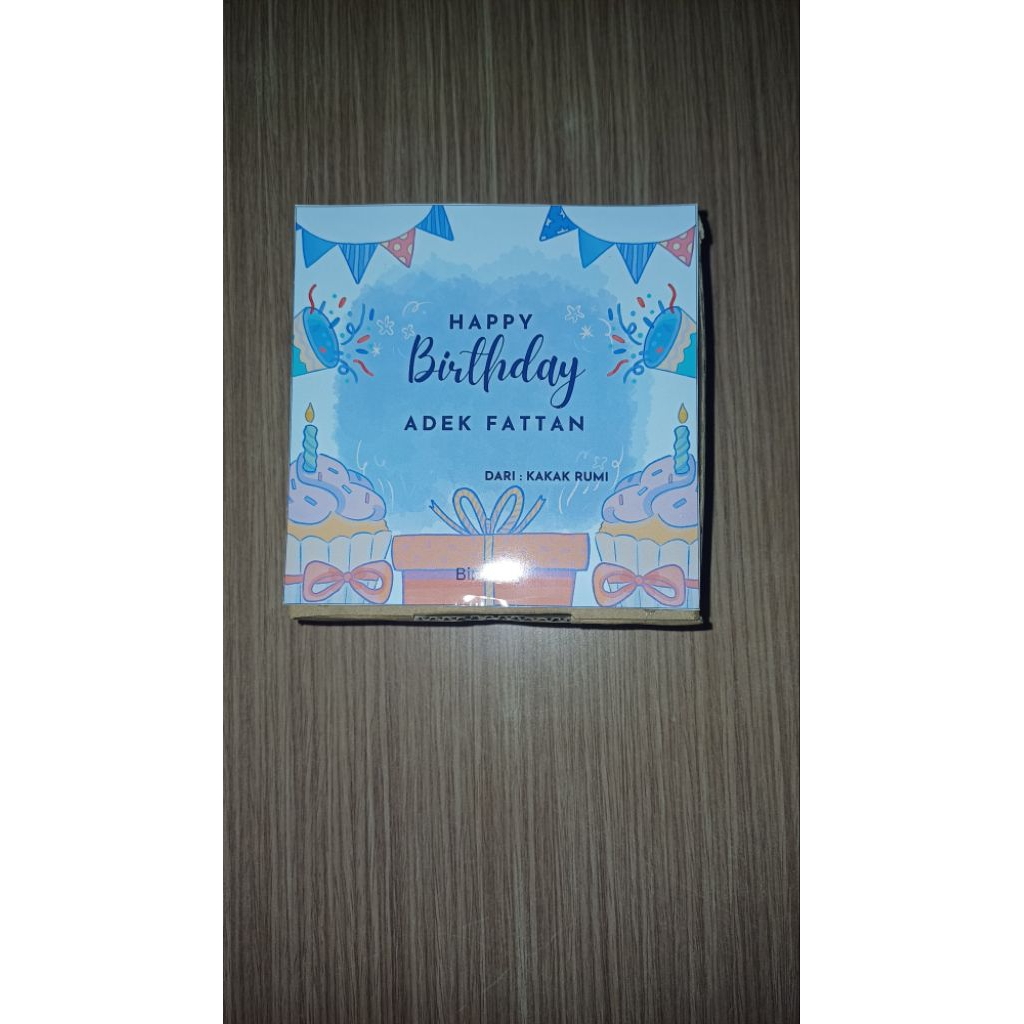 

KARDUS MINIGOLD + SHREDDED PAPER + KARTU UCAPAN (FREE DESIGN)