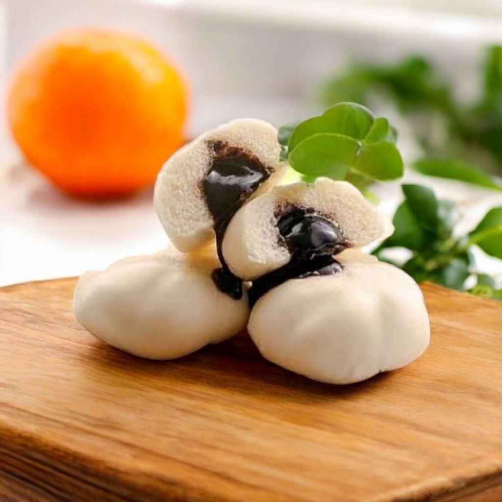 

Bakpao Susu Dark Choco Melt Non Pemutih, Non Pengawet.