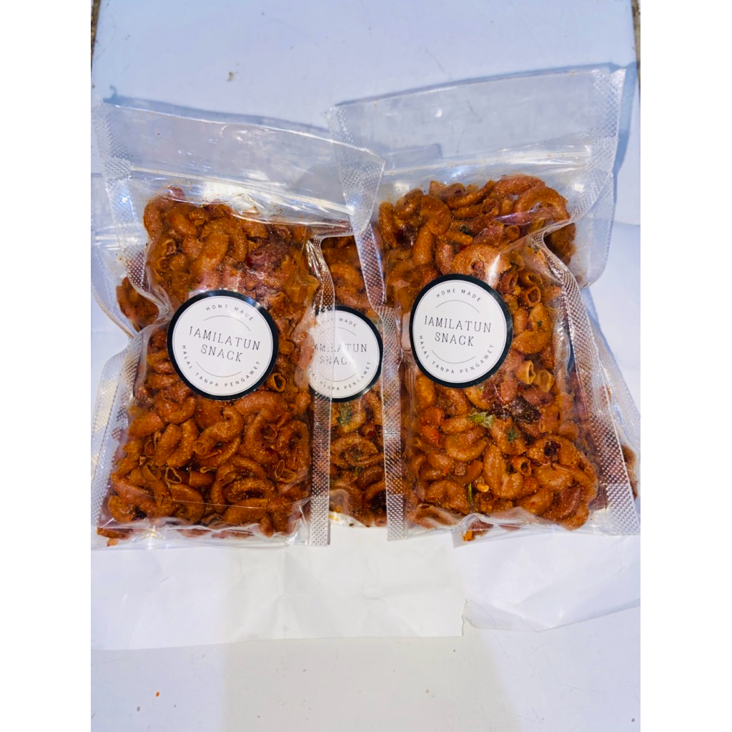 

cemilan murah makaroni bantat 70 gram