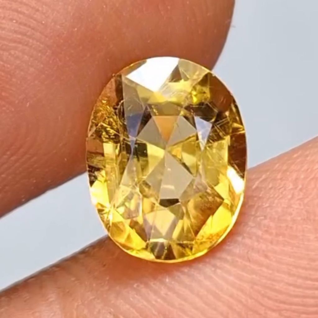 Natural Canary or Dravite Tourmaline 2.05ct HQ Super Crystal Full of Luster