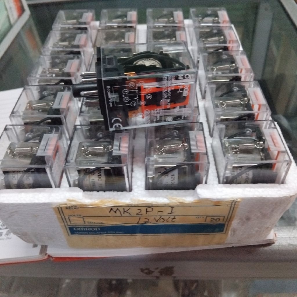 Relay Omron MK2P-I  12Volt