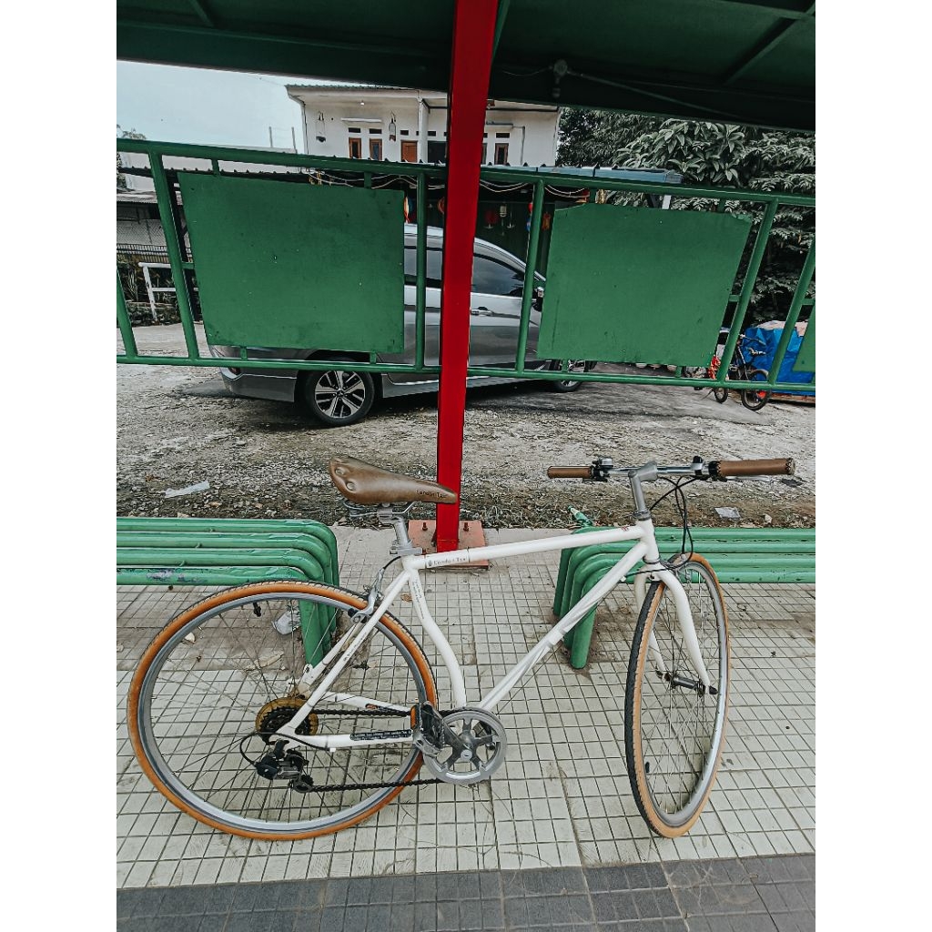 Sepeda London Taxi Second