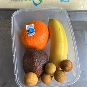 

paket snack 9/kelengkeng/pisang cavendish Sunpride/jeruk dan salak