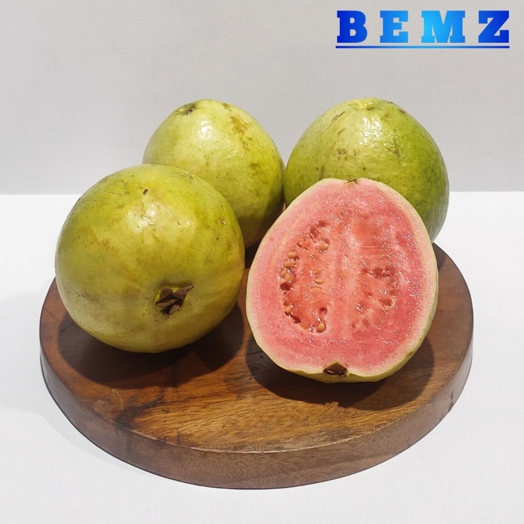 

Buah Jambu Biji Merah Manis 1 KG