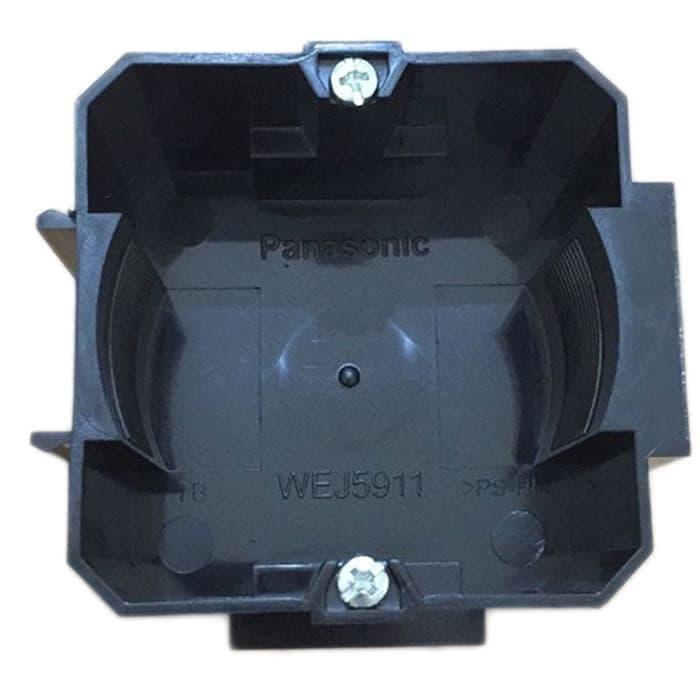 Panasonic Plastic Switch Box/Box Saklar Tanam kom tembok