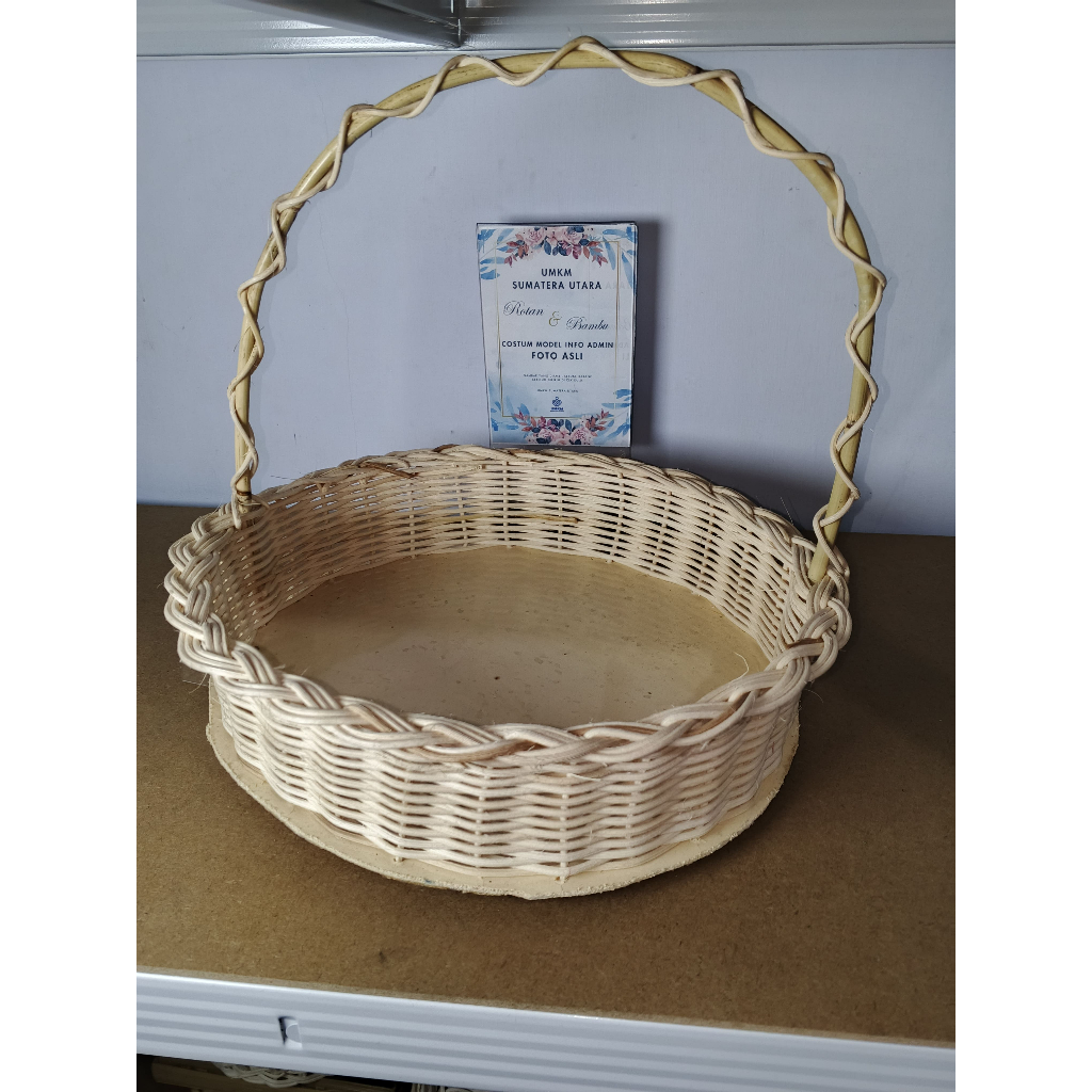 Keranjang Bulat Rotan / karanjang buah / parcel buah rotan / parcel bulat rotan / keranjang rotan / 