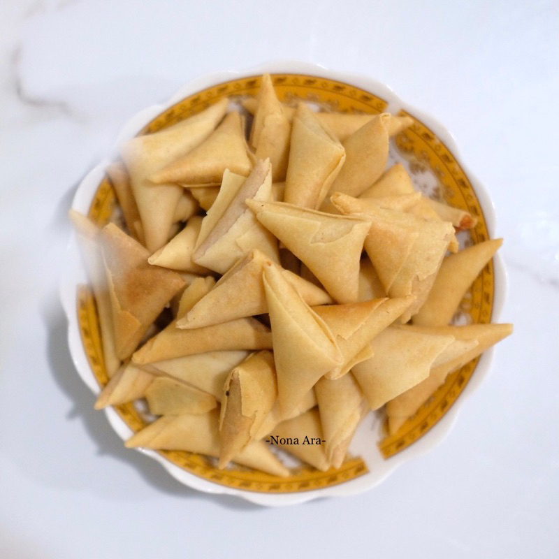 

Samosa Abon Original/ Snack Pangsit Abon
