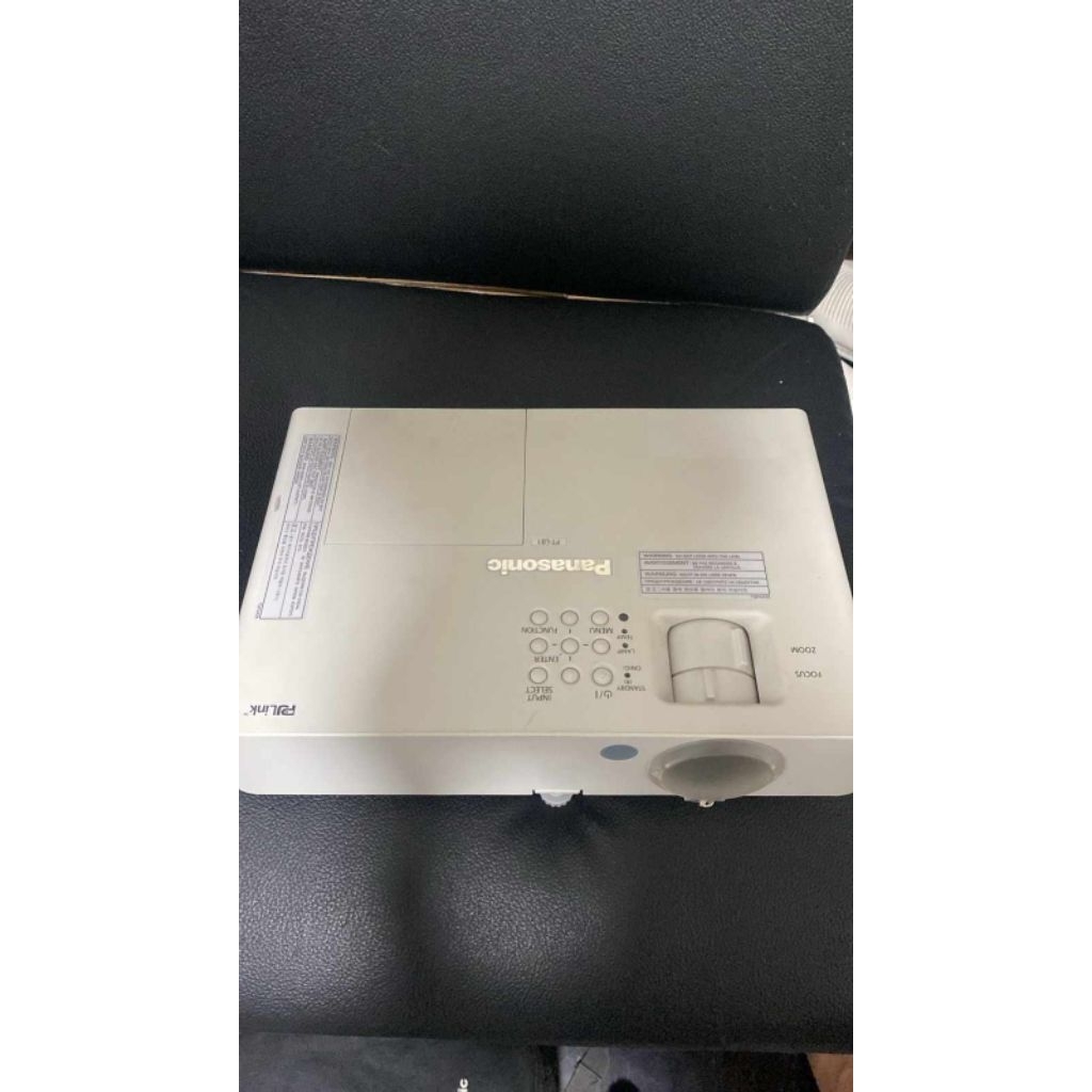 Panasonic PT LB1