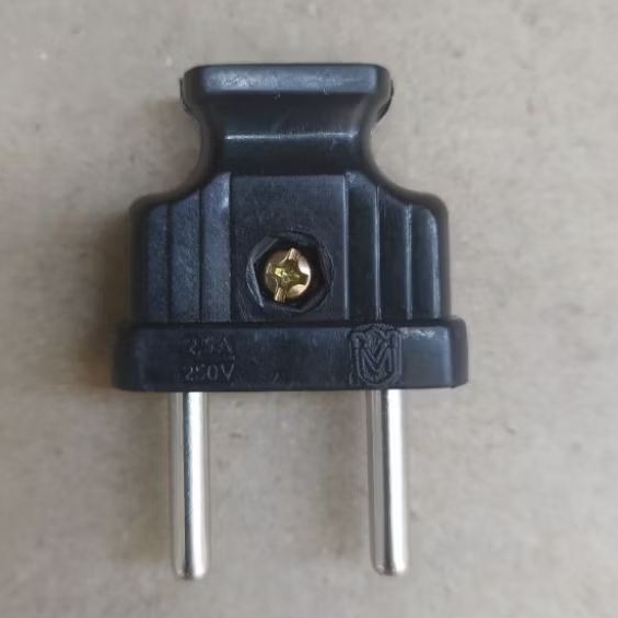 Steker gepeng Colokan Listrik Voltama Hitam