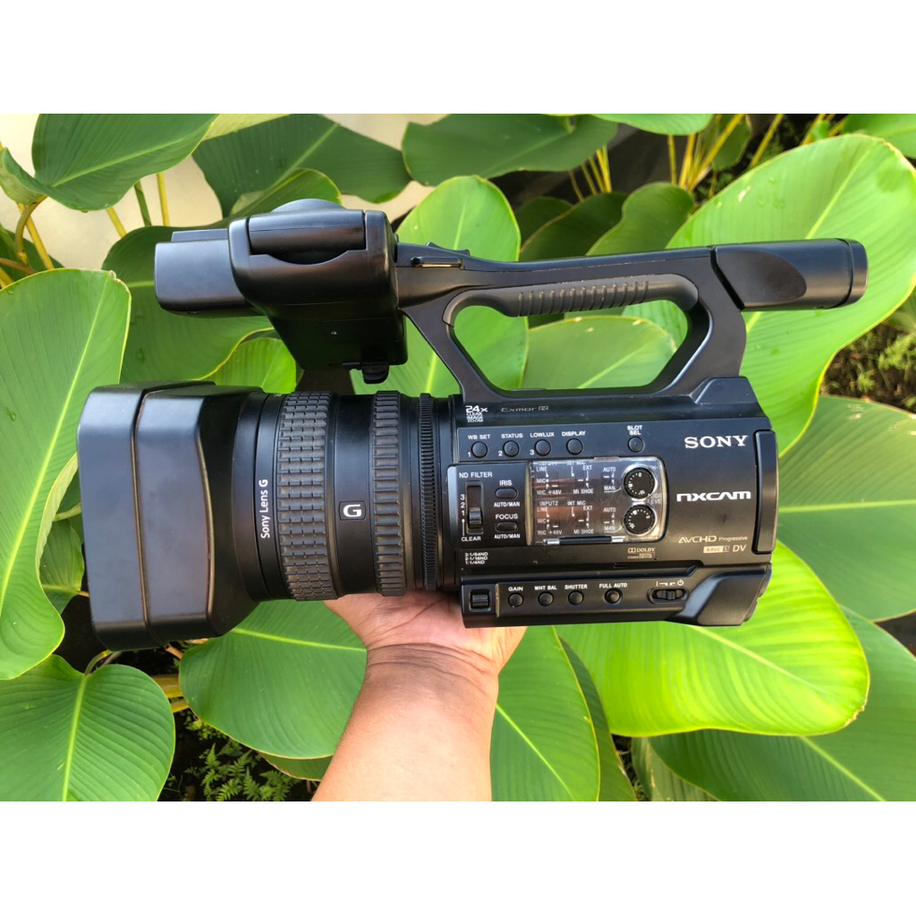 Camcorder Sony NX100