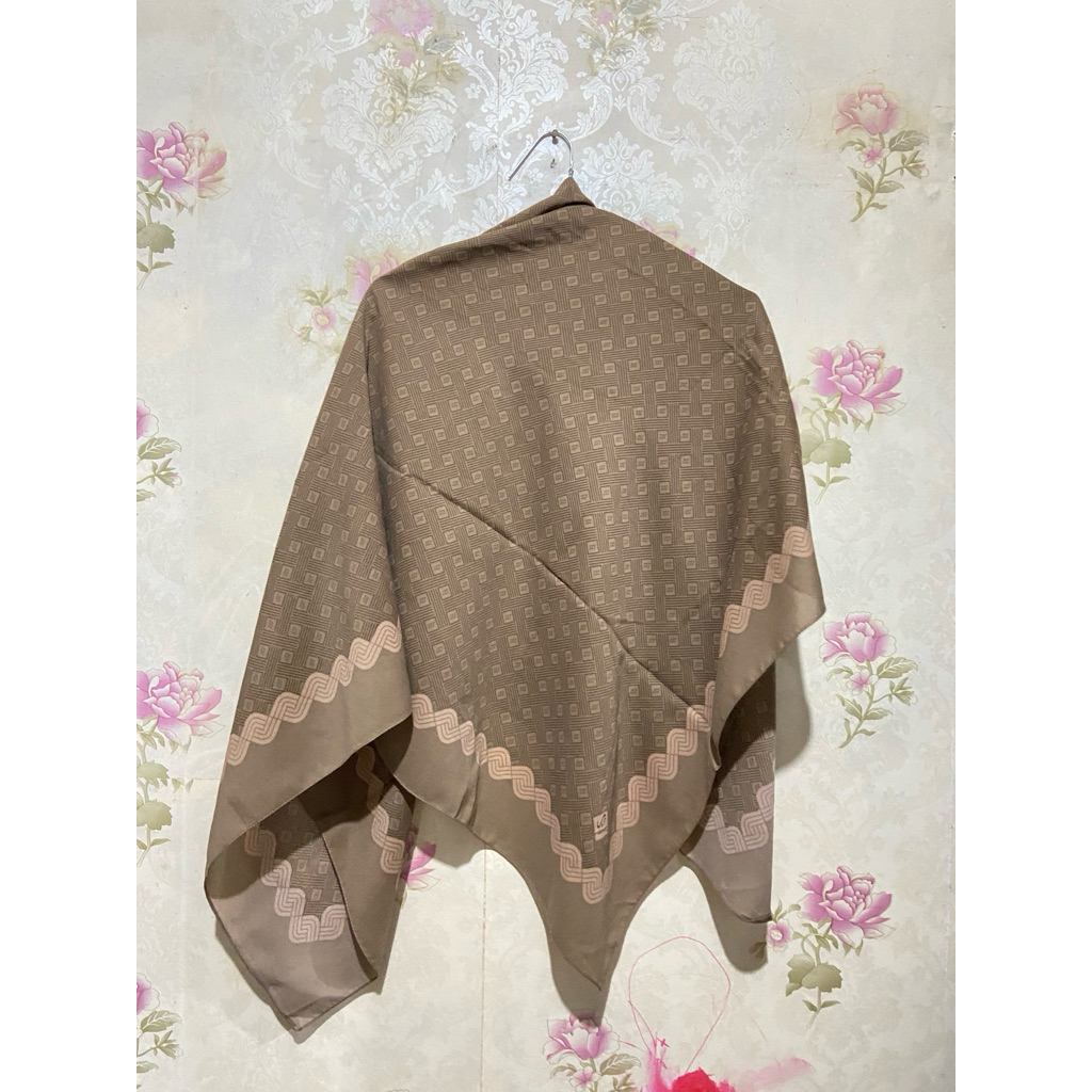 HIJAB RABBANI SEGIEMPAT PRELOVED
