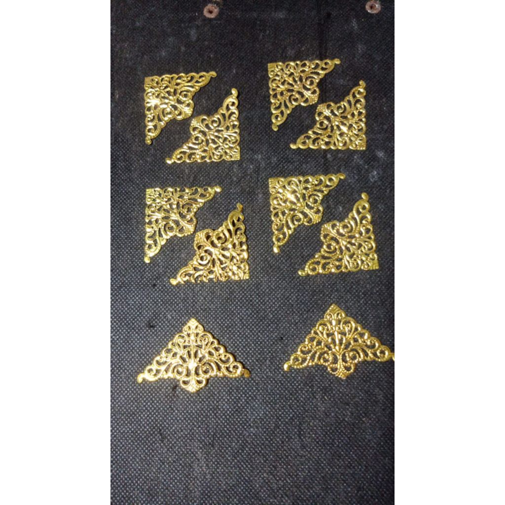 LEMPENGAN SIKU KECIL EMAS ISI 100PCS