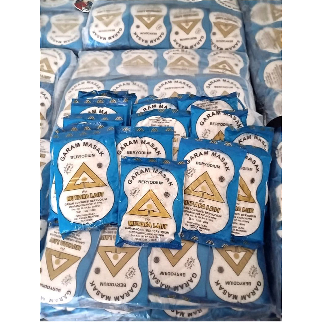 

Garam Masak Beryodium 100gram isi 10pcs Gratis 2pcs / Garam Bumbu Dapur / Garam Beryodium isi 20pcs