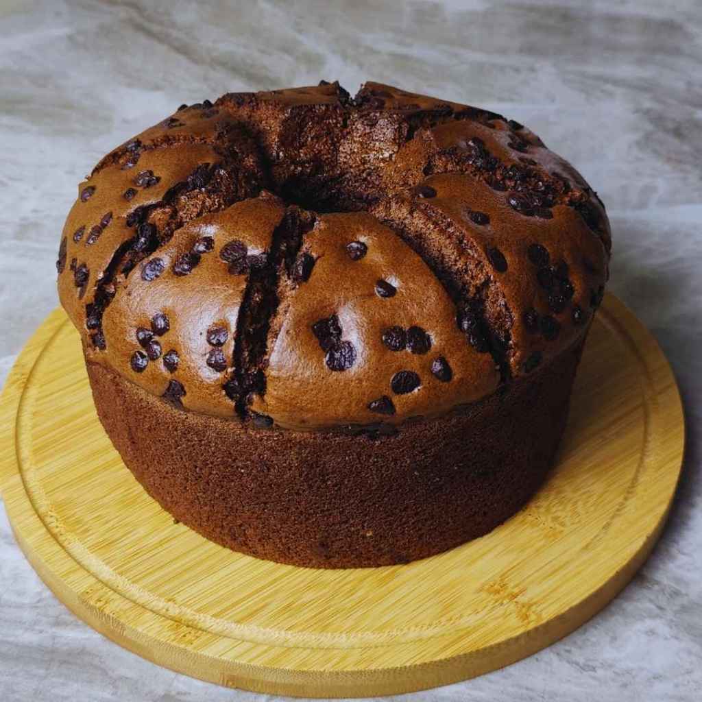 

Chiffon Triple Choco Homemade Bakery - Azuma Cakery - Chiffon Cake Chocolate Diameter 24 cm 16 slice Sifon Kue Bolu Panggang Bahan Premium Dari Cokelat Pilihan Snack Cemilan Snackbox Roti Manis Makanan Ringan Lembut
